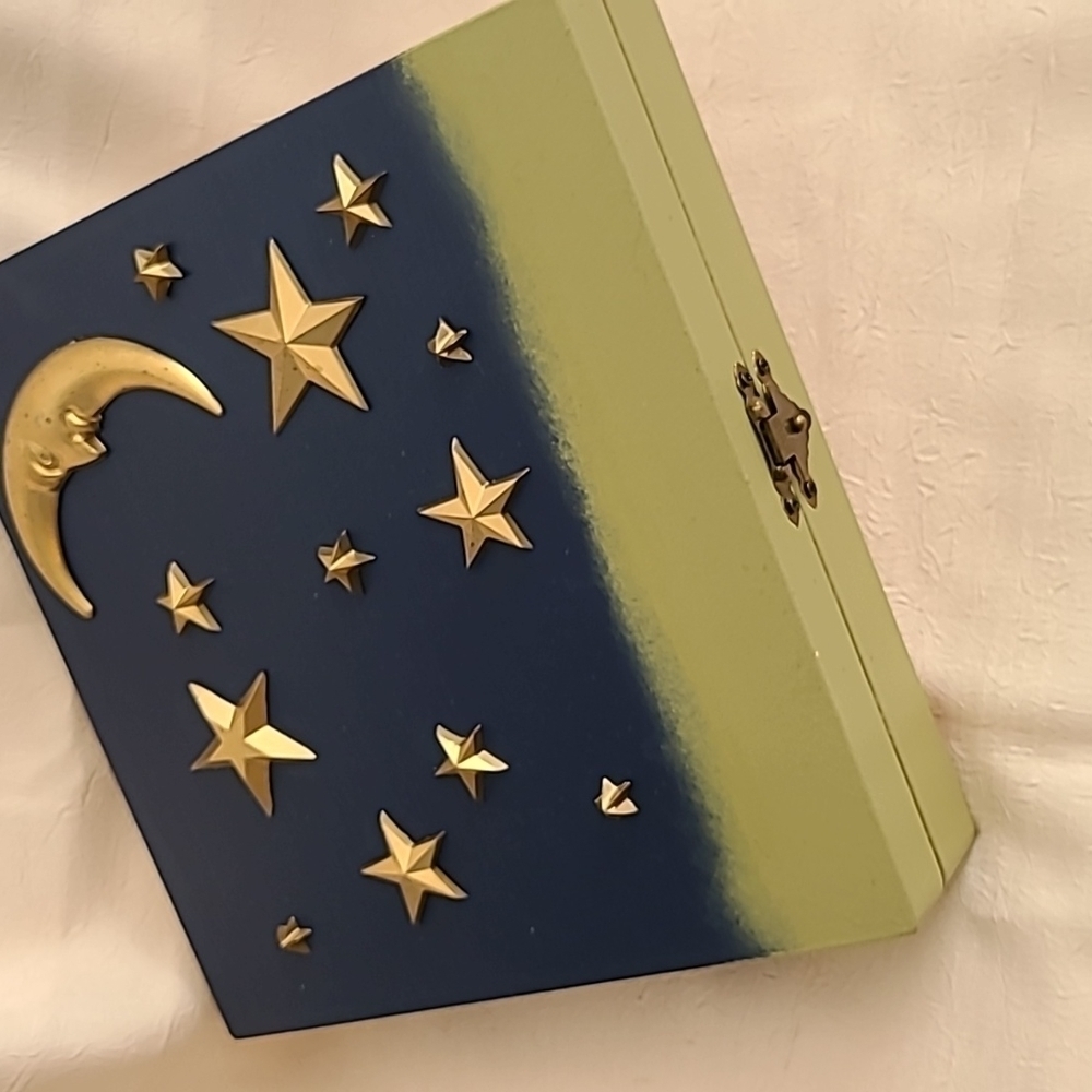 HANDCRAFTED & DECORATED MOON & STAR WOODEN BOX